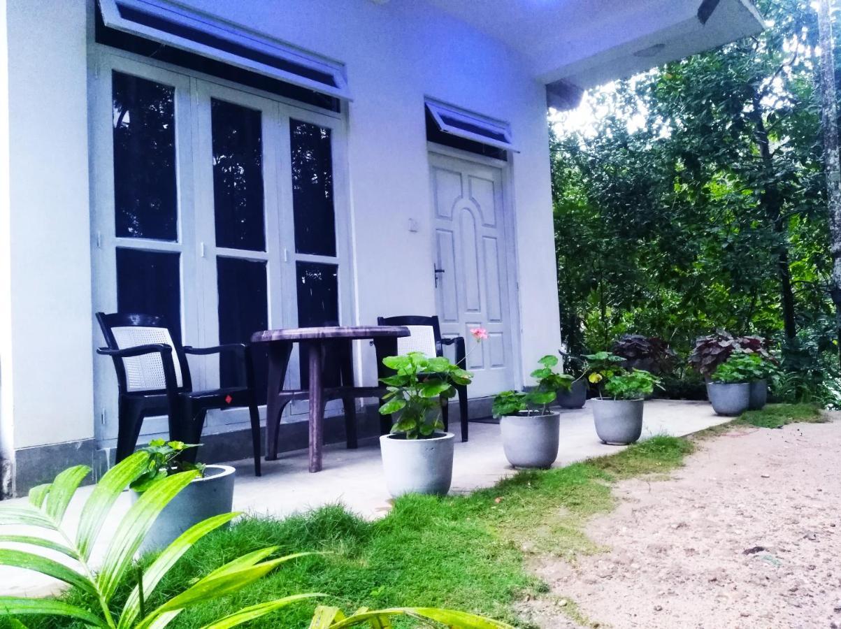 Ella Walkers Nest Hotel Exterior photo