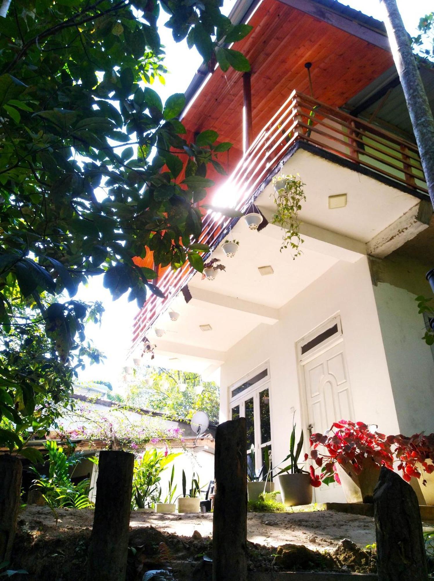 Ella Walkers Nest Hotel Exterior photo